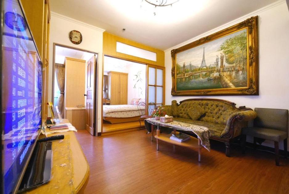 Апартаменти Jia Jia House Гаосюн Екстер'єр фото