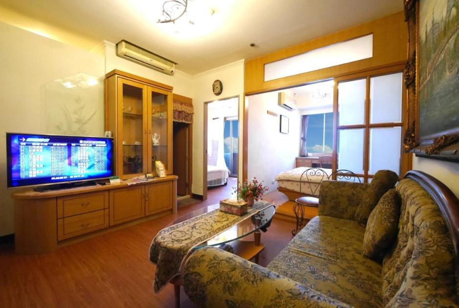 Апартаменти Jia Jia House Гаосюн Екстер'єр фото