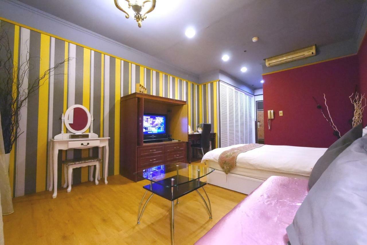 Апартаменти Jia Jia House Гаосюн Екстер'єр фото